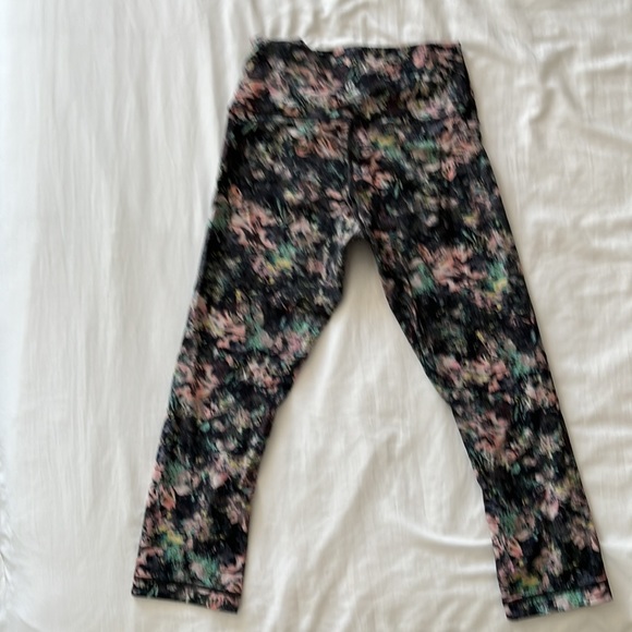 Lululemon 21” leggings - Picture 2 of 5